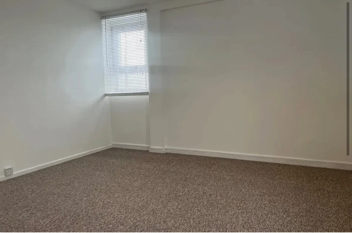Flat Godman Road in Chadwell St Mary