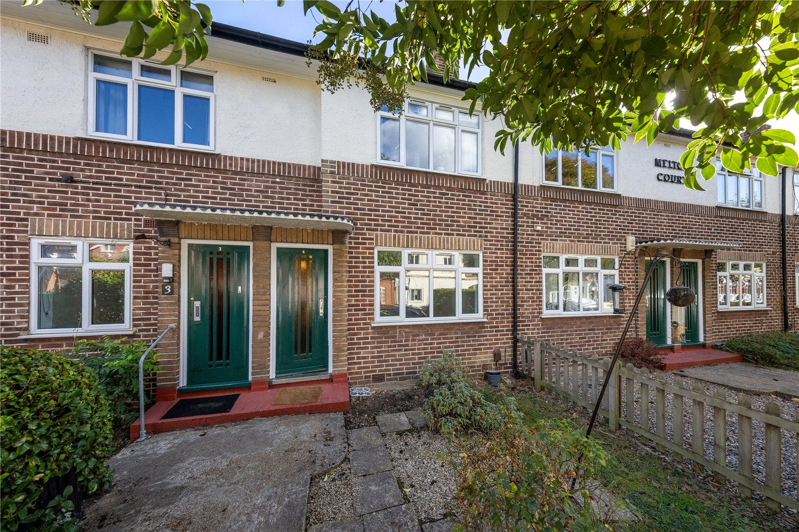 Flat Amyand Park Road in Greater London