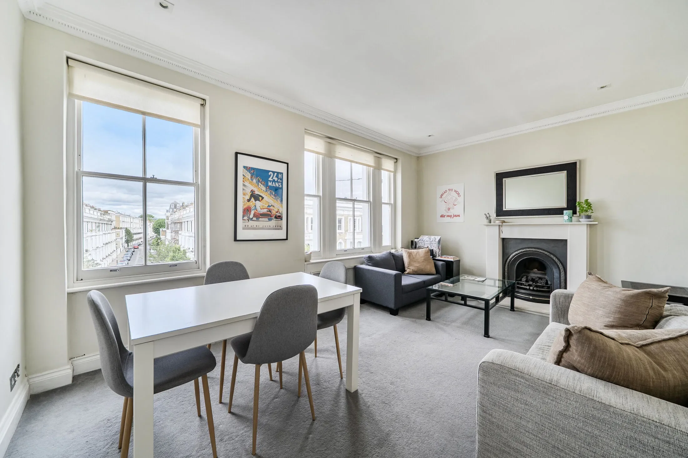 Flat Finborough Road in Greater London