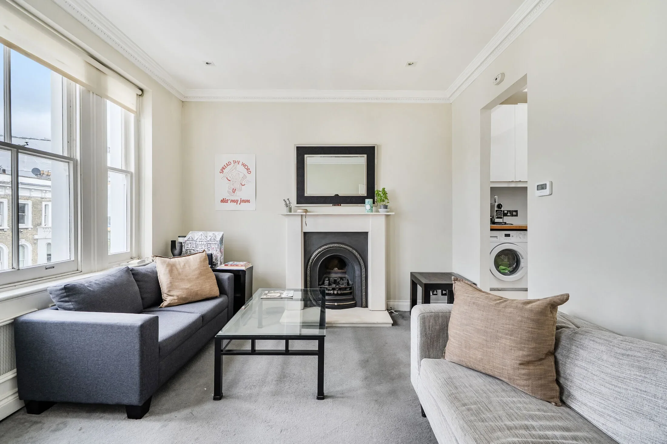 Flat Finborough Road in Greater London