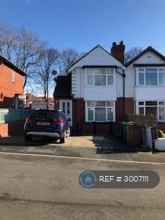 Flat Roxholme Terrace in Leeds