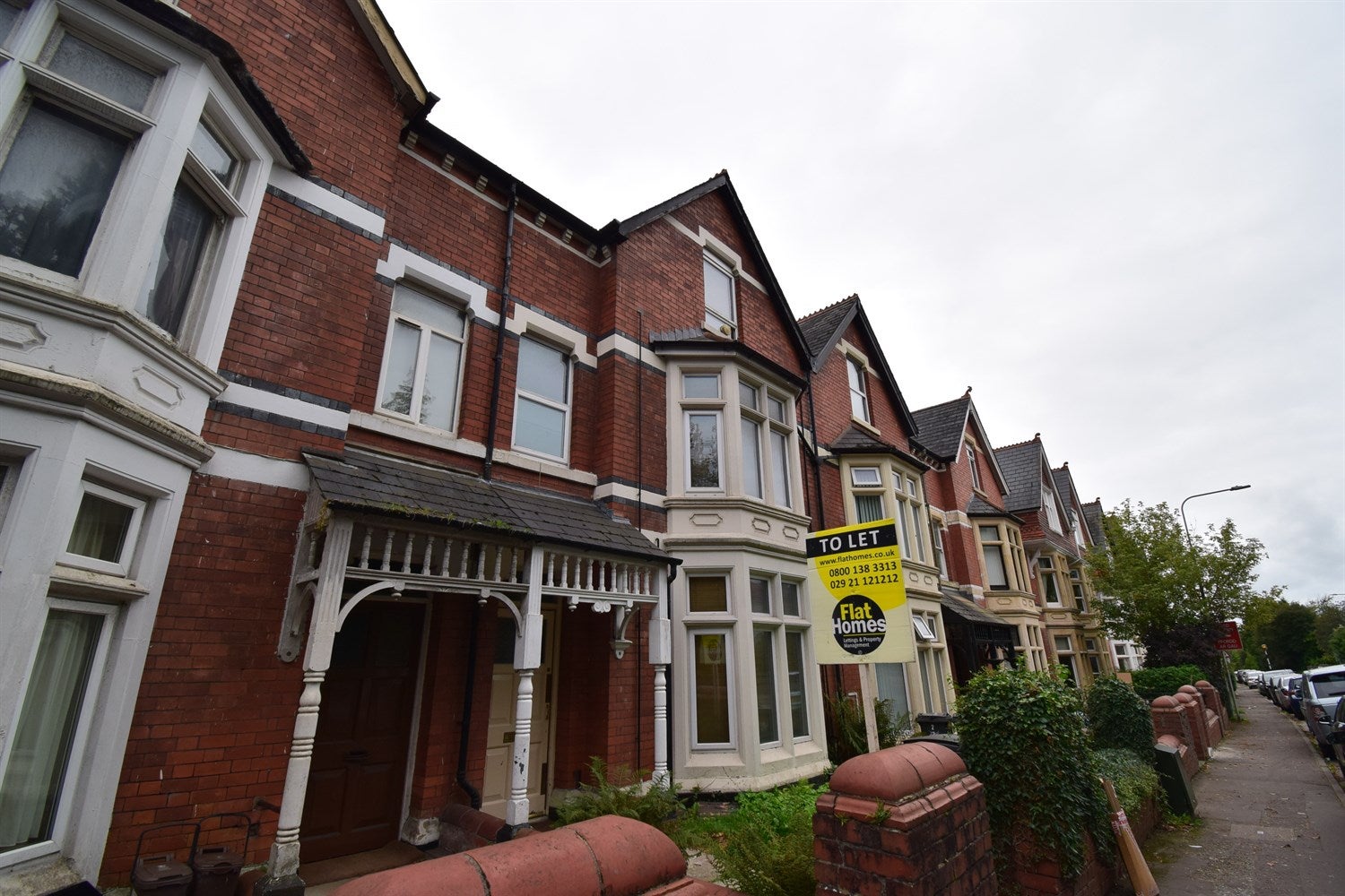 Flat Pencisely Road in Cardiff