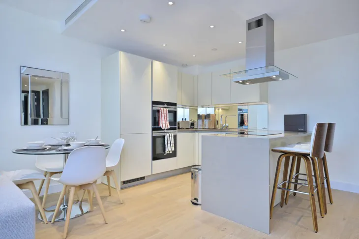 Flat Sopwith Way in Greater London