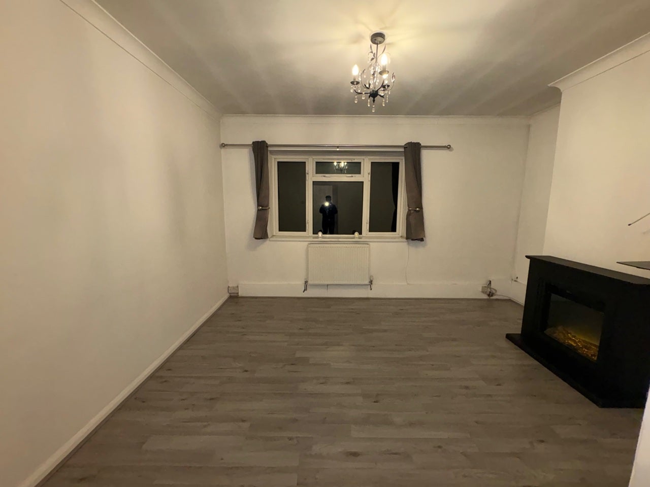 Flat Dagenham Road in Greater London