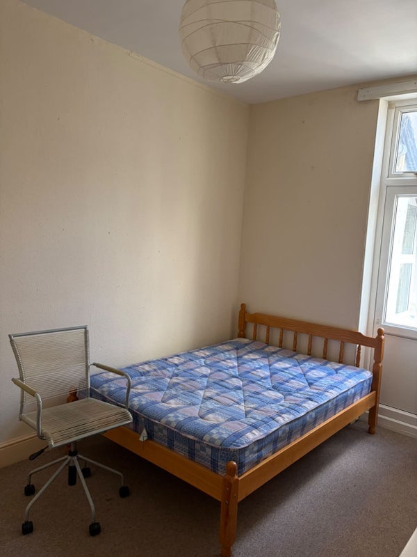 Room Osborne Avenue in Bristol
