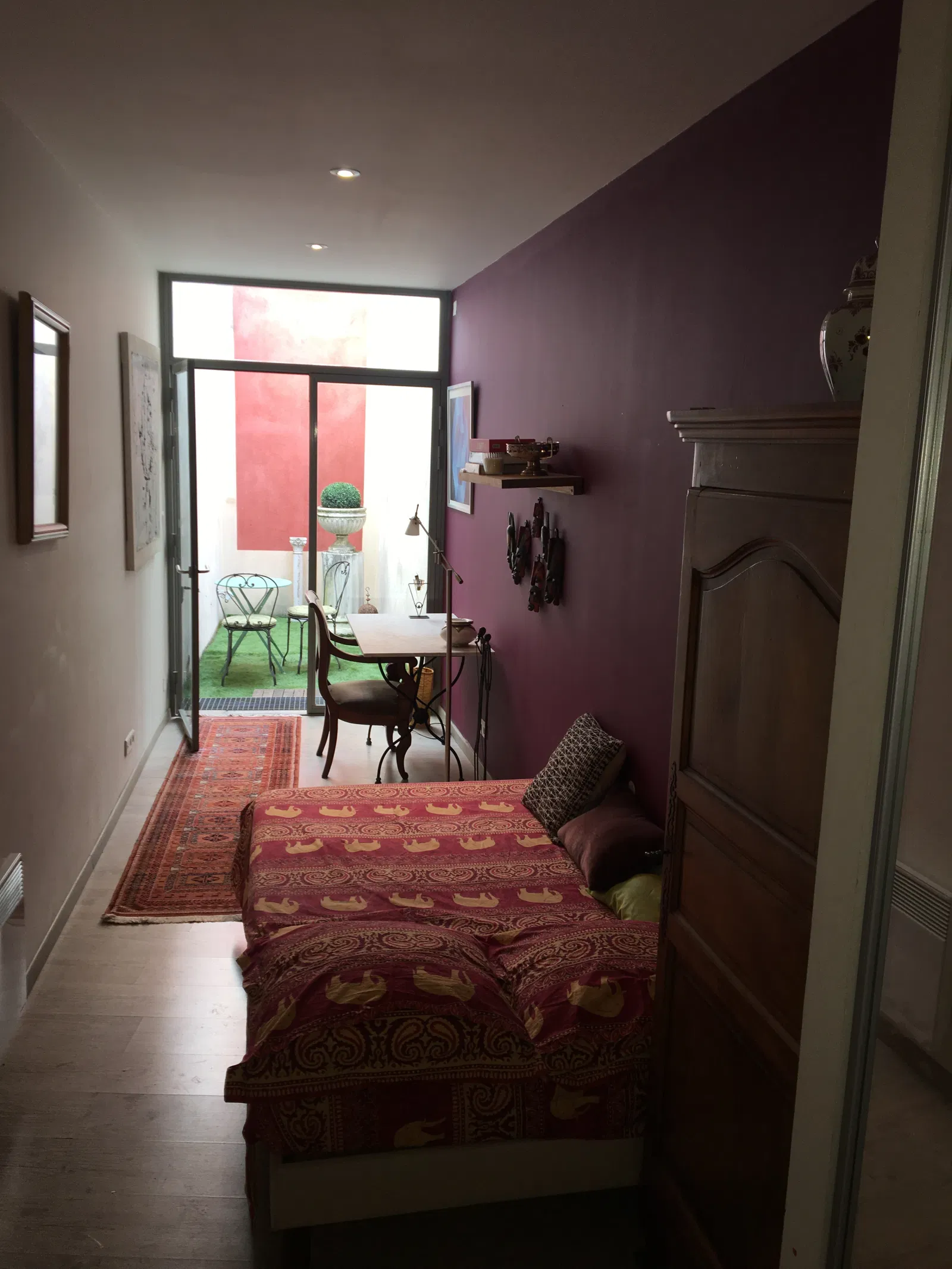 Room Rue Stanislas Clément in Nîmes