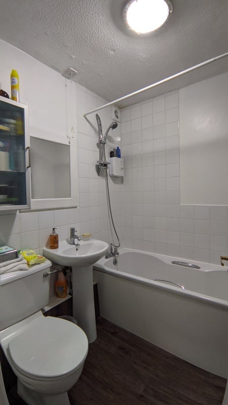 Room Dalry Road in City of Edinburgh