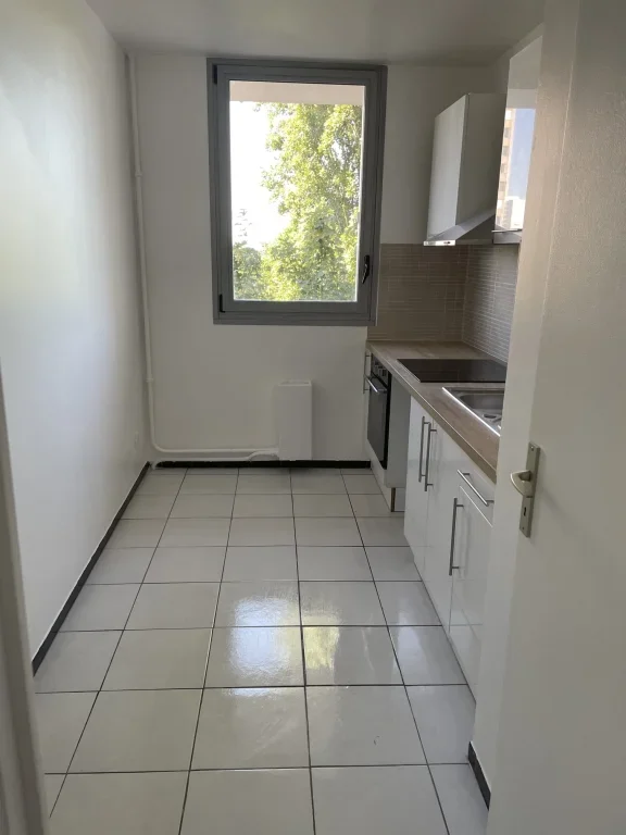 Appartement Avenue de la République à Aubervilliers