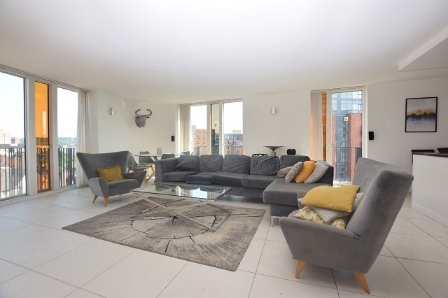 Flat Regent Street in Sheffield