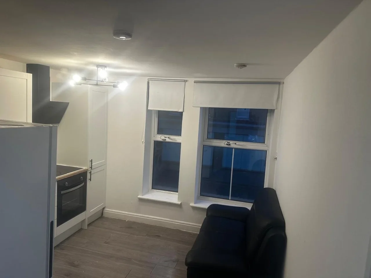 Flat Kilburn High Road in Greater London