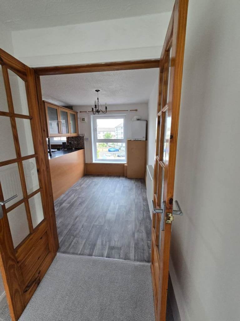 Flat Westburn Grove in City of Edinburgh