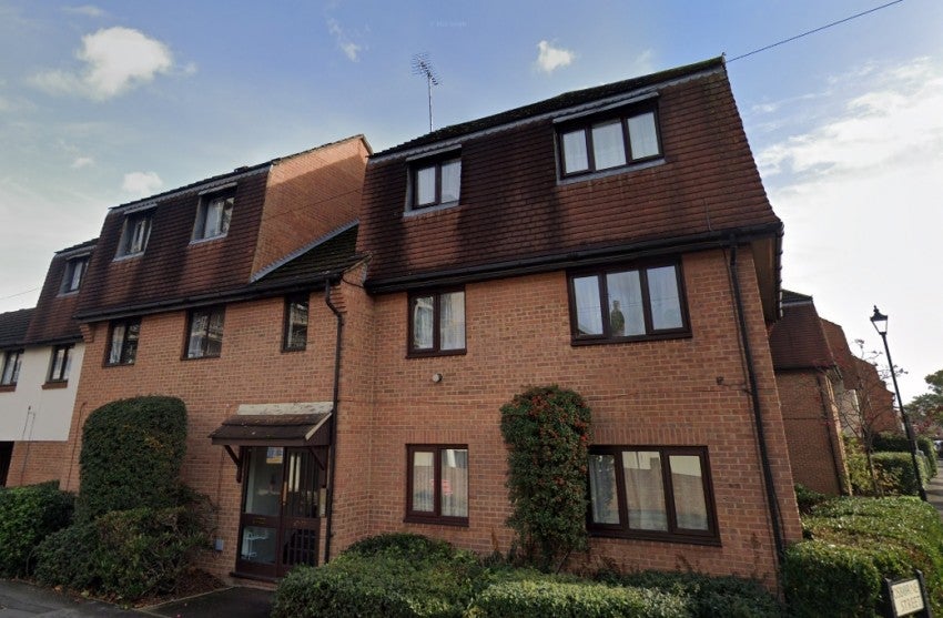 Flat Osborne Street in Slough