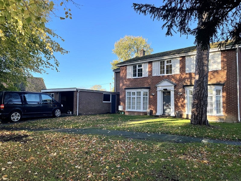 House East Hills in Cranfield