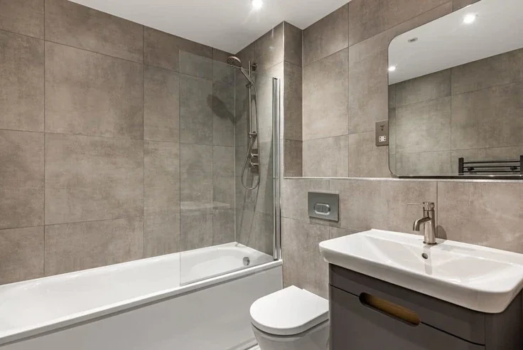 Flat Hallfield Road in York