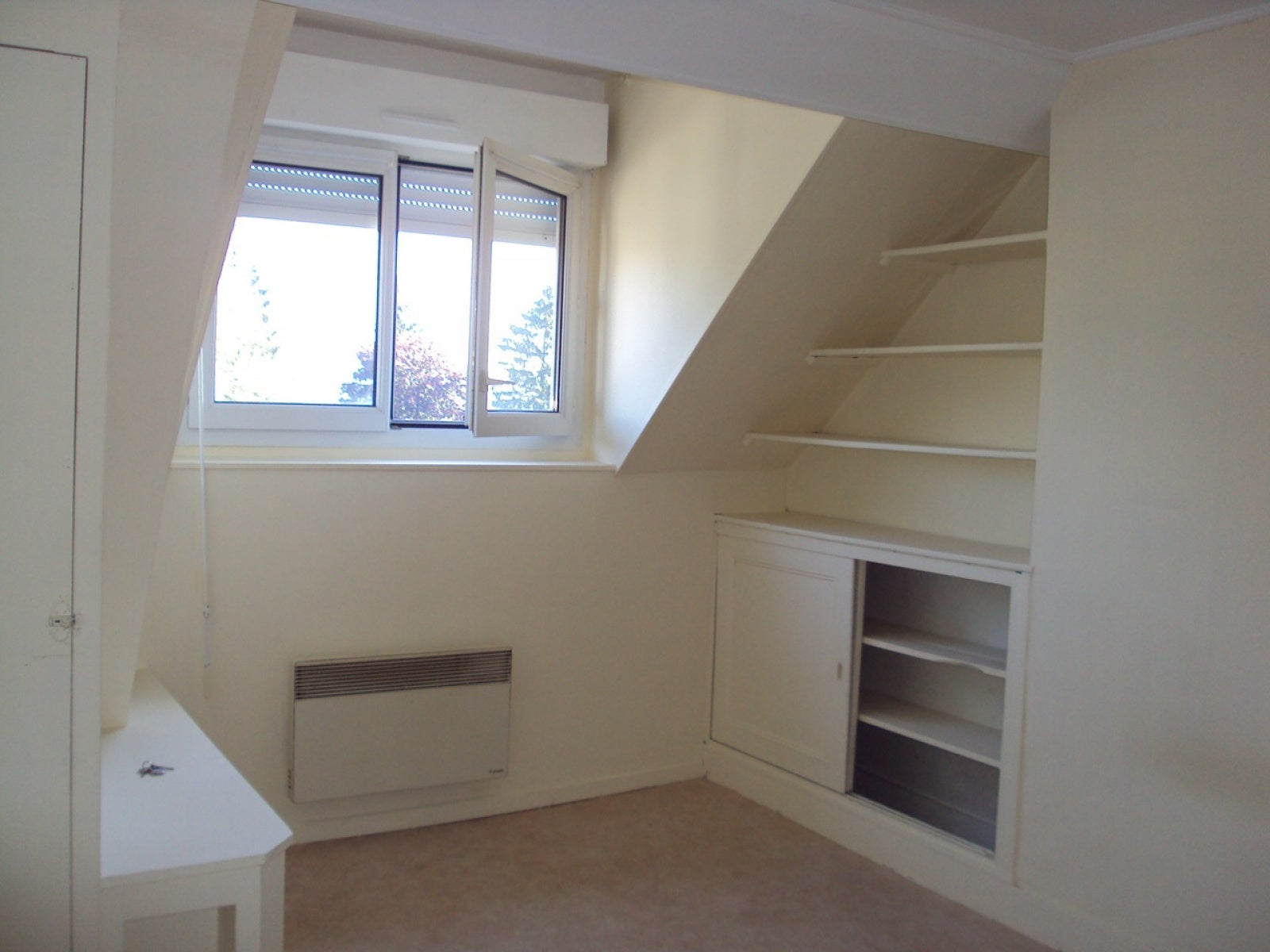 Flat Rue Saint-Jean in Gournay-en-Bray