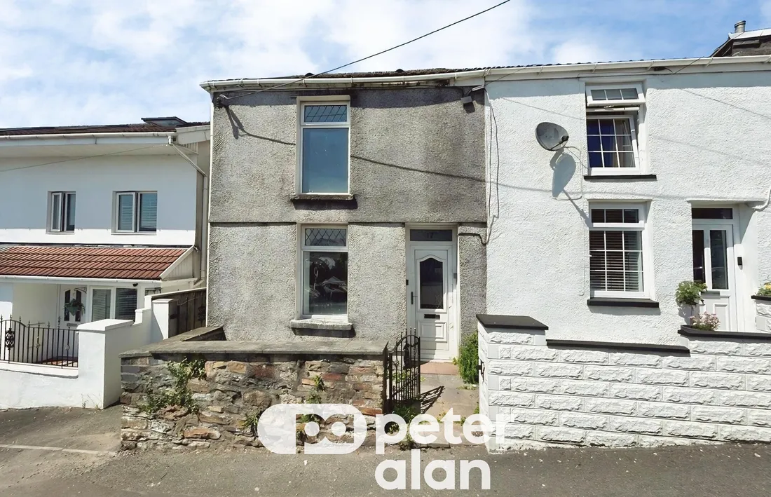 House Twynyrodyn Road in Merthyr Tydfil