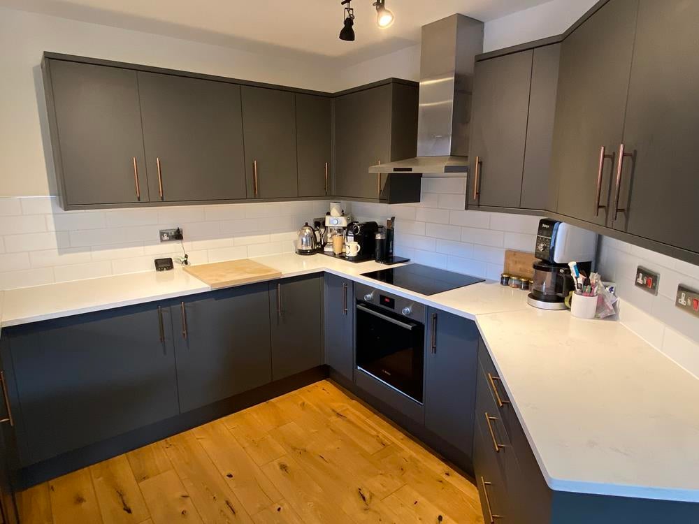 Flat Stratford Drive in Wooburn Green