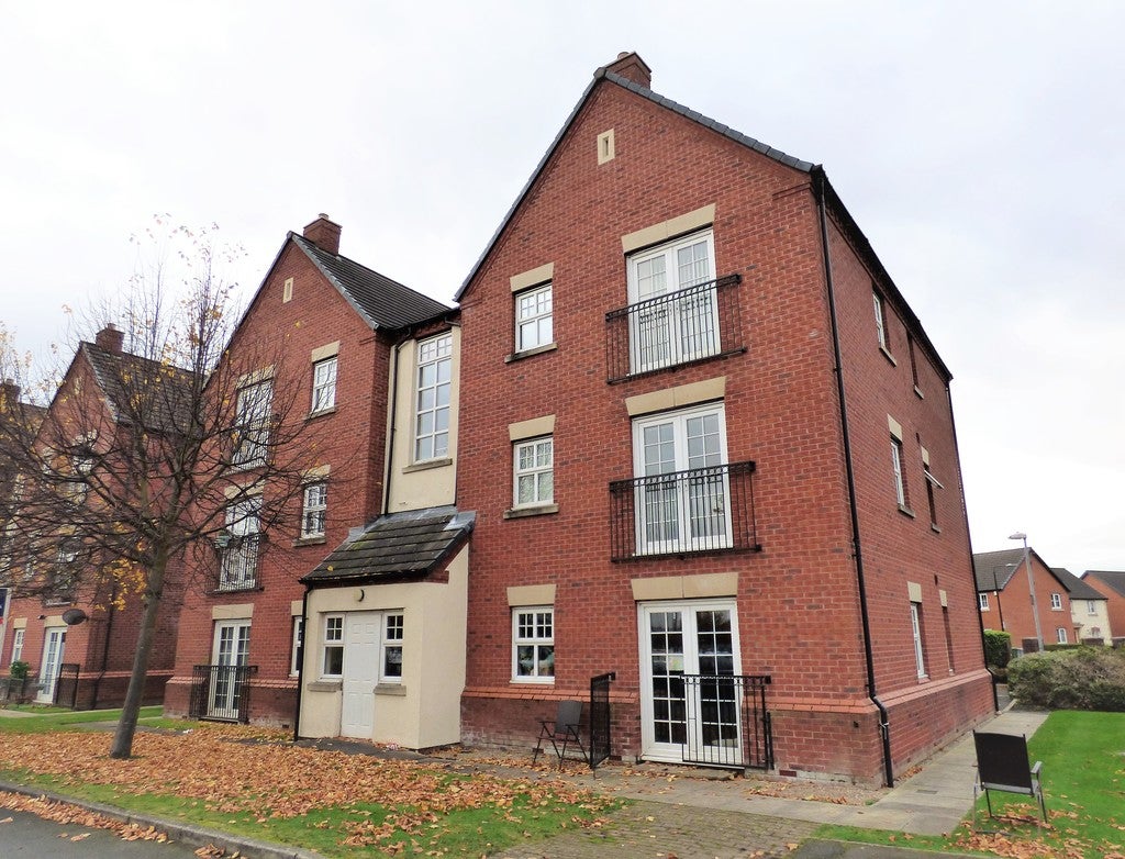 Flat Marland Way in Trafford