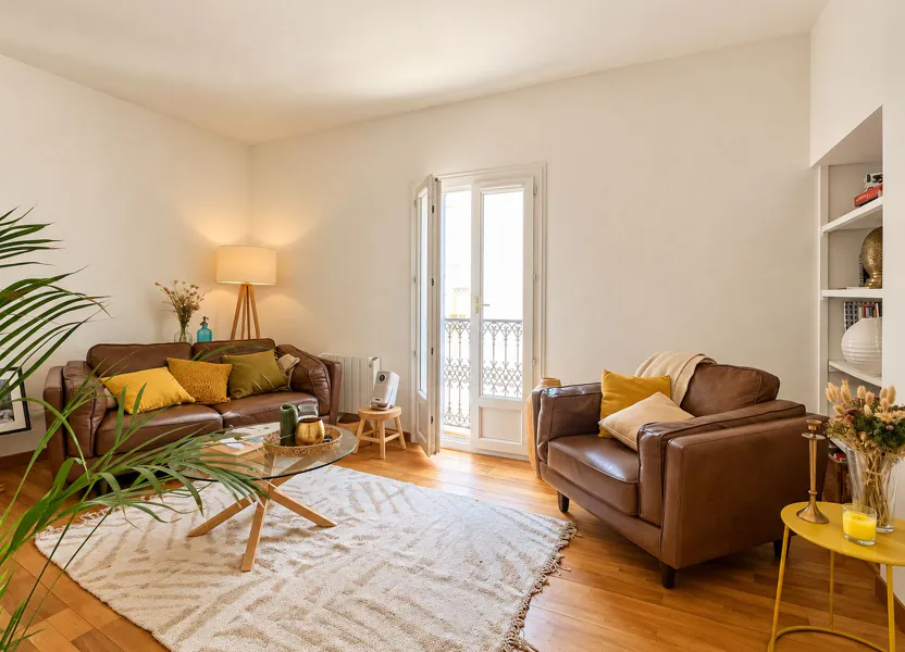 Appartement Place de l'Église à Saint-Gély-du-Fesc
