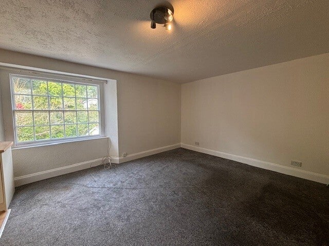 Flat Trelake Road in St. Austell