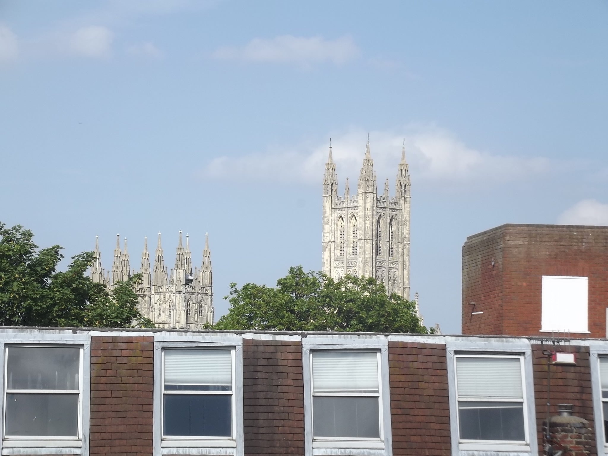 Flat Adelaide Place in Canterbury