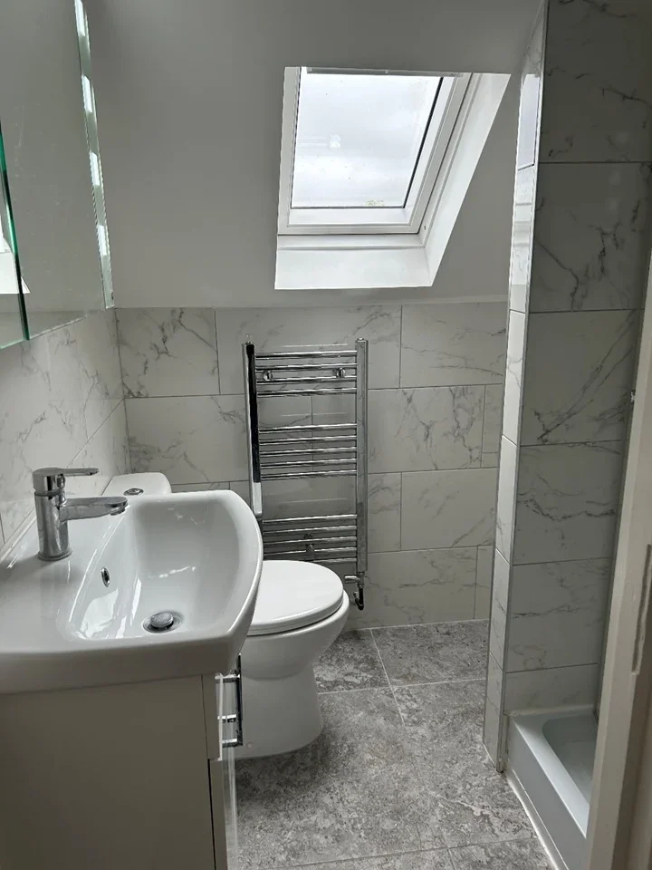 Flat Blenheim Park Road in Greater London