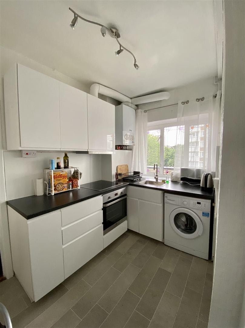 Flat Wimbourne Street in Greater London