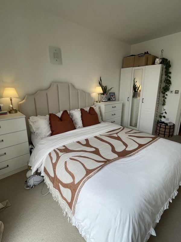 Room Warriner Gardens in Greater London