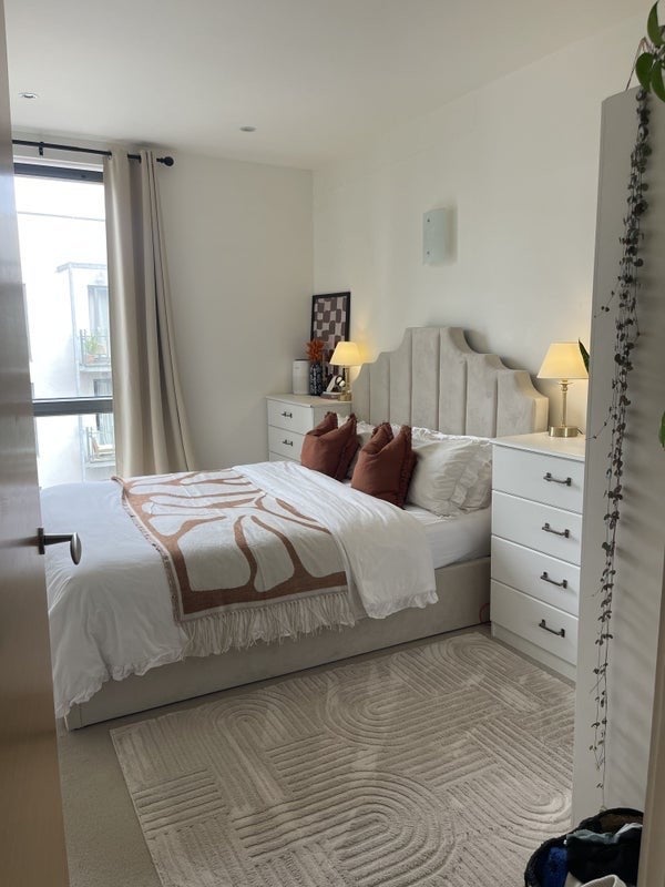 Room Warriner Gardens in Greater London
