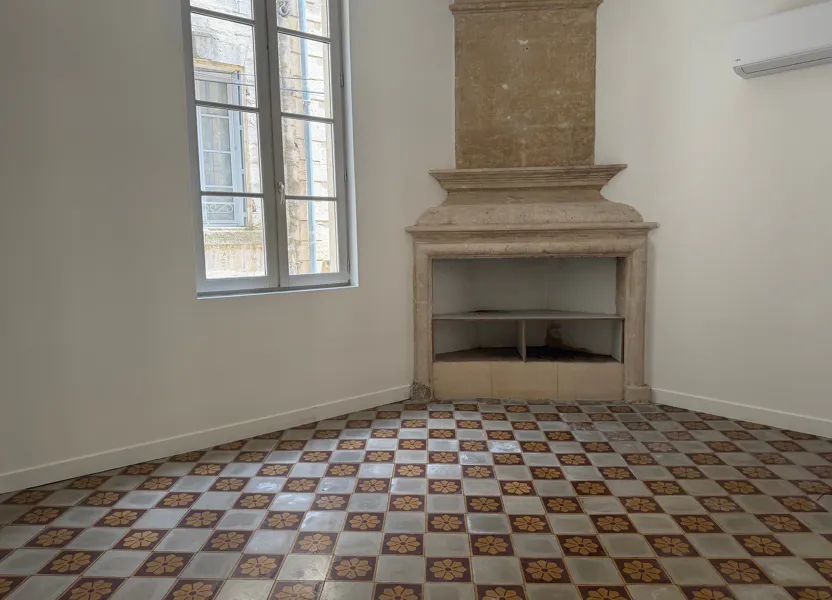 Appartement Rue des Anciens Combattants d'Afrique du Nord à Beaucaire