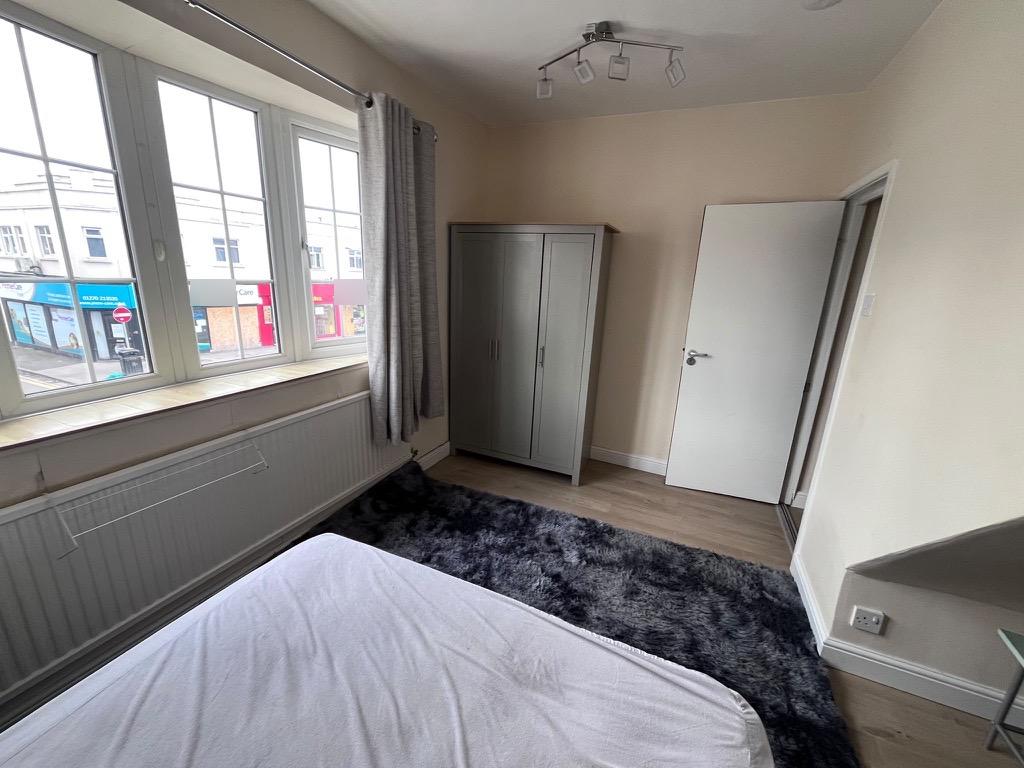 Room Nantwich Road in Crewe