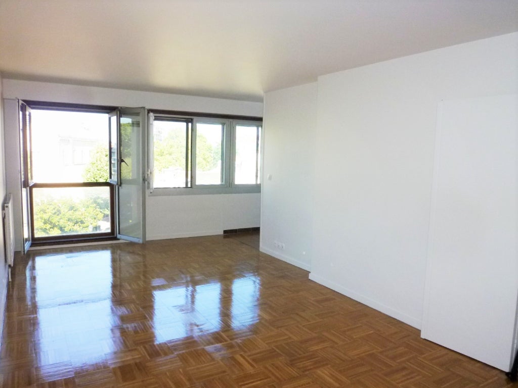 Appartement Rue de Paris à Charenton-le-Pont