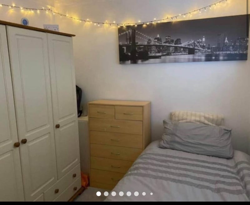 Room Bascott Road in Bournemouth