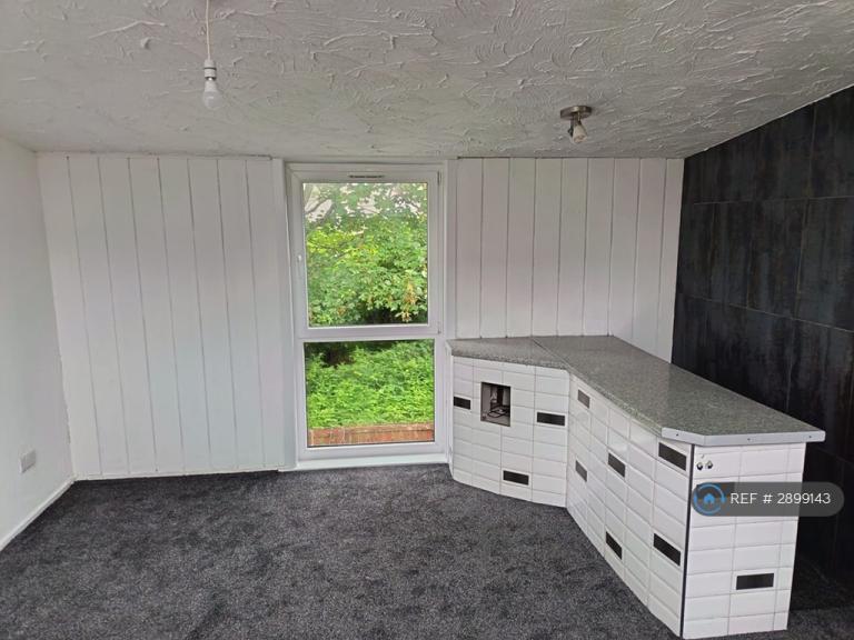 House Pine Place in Cumbernauld