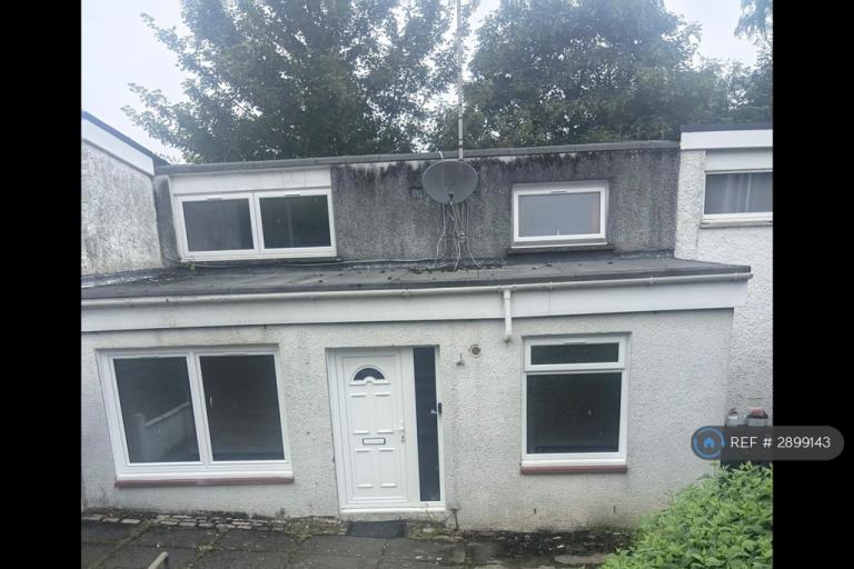 House Pine Place in Cumbernauld