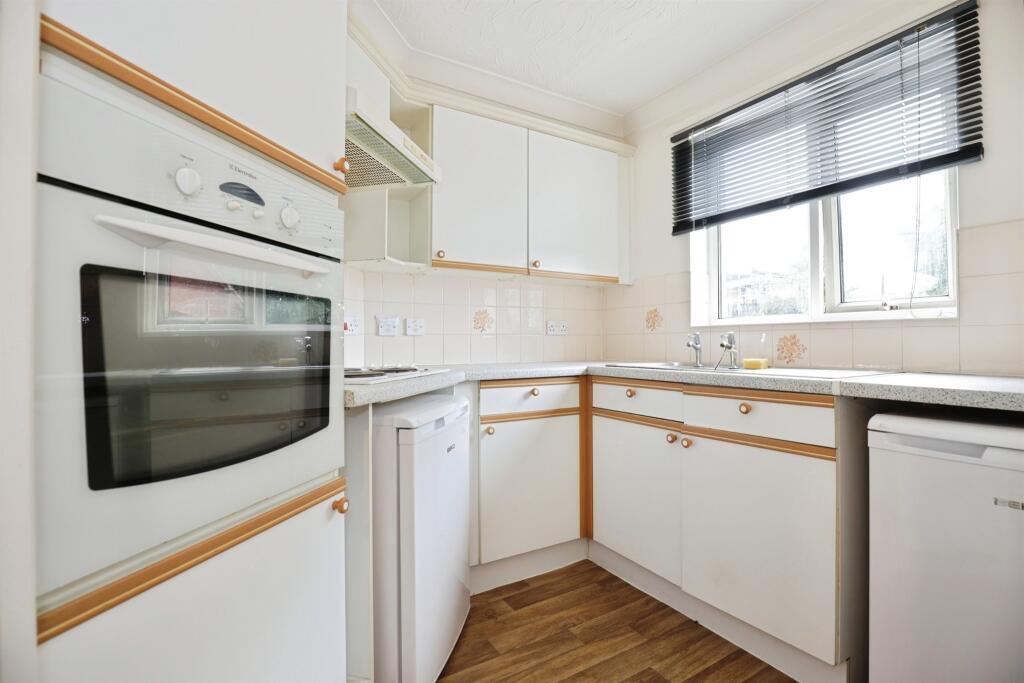 Flat Britannia Road in Cherwell District