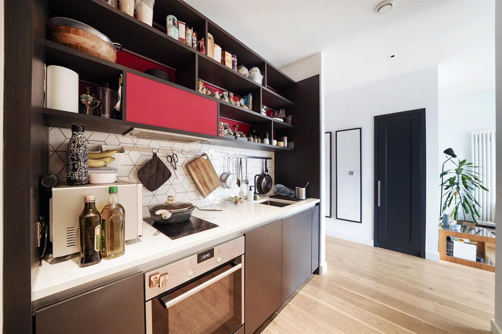 Flat Lyell Street in Greater London