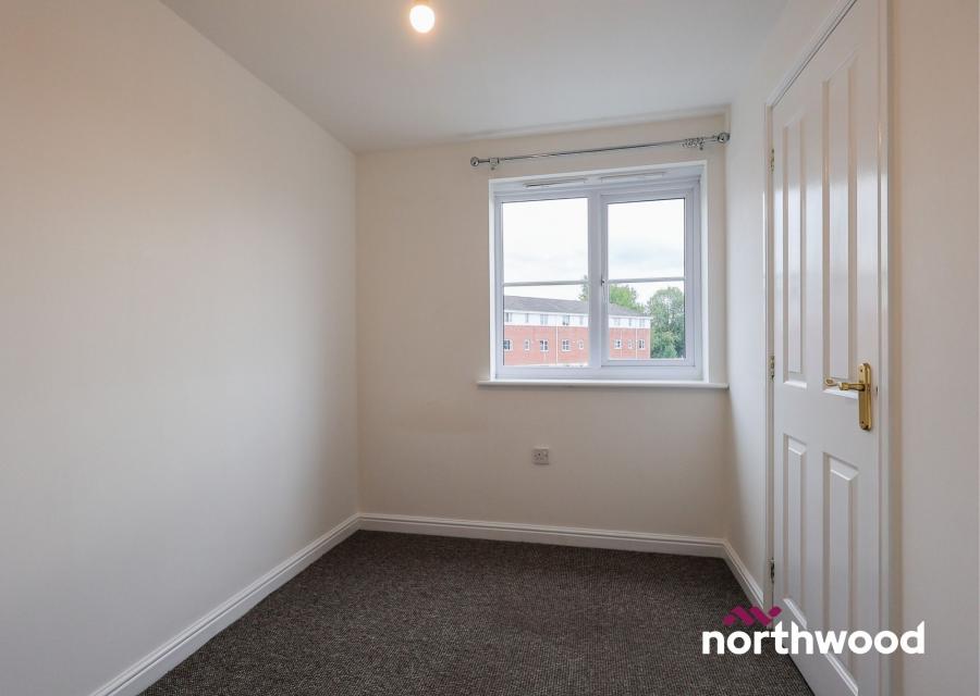 Flat William Foden Close in Sandbach