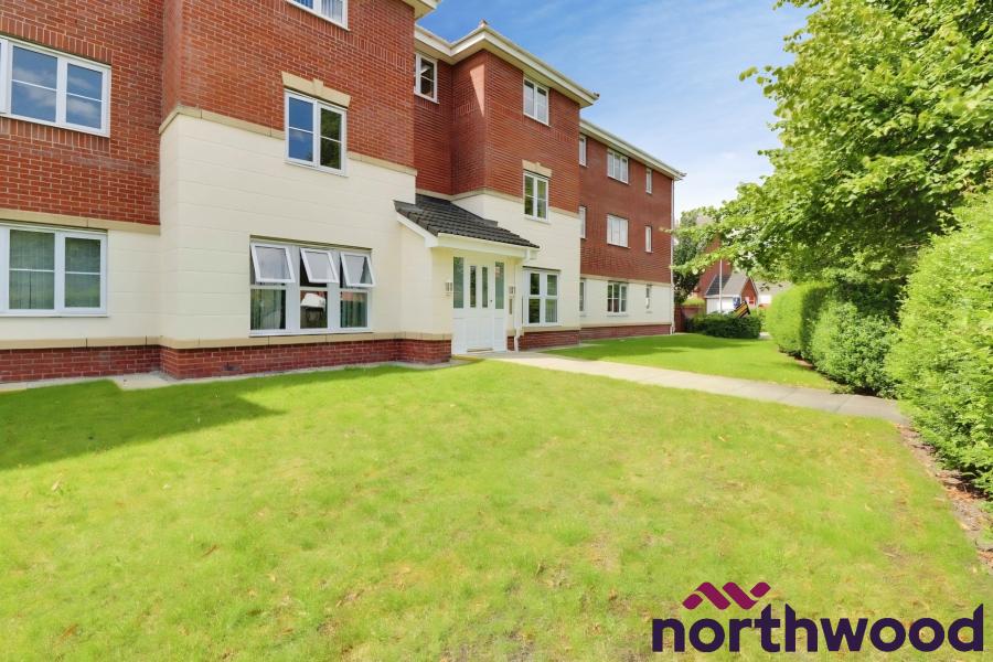 Flat William Foden Close in Sandbach