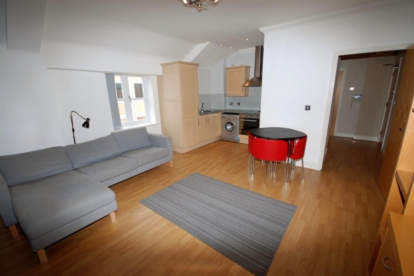 Flat Windsor Place in Royal Leamington Spa