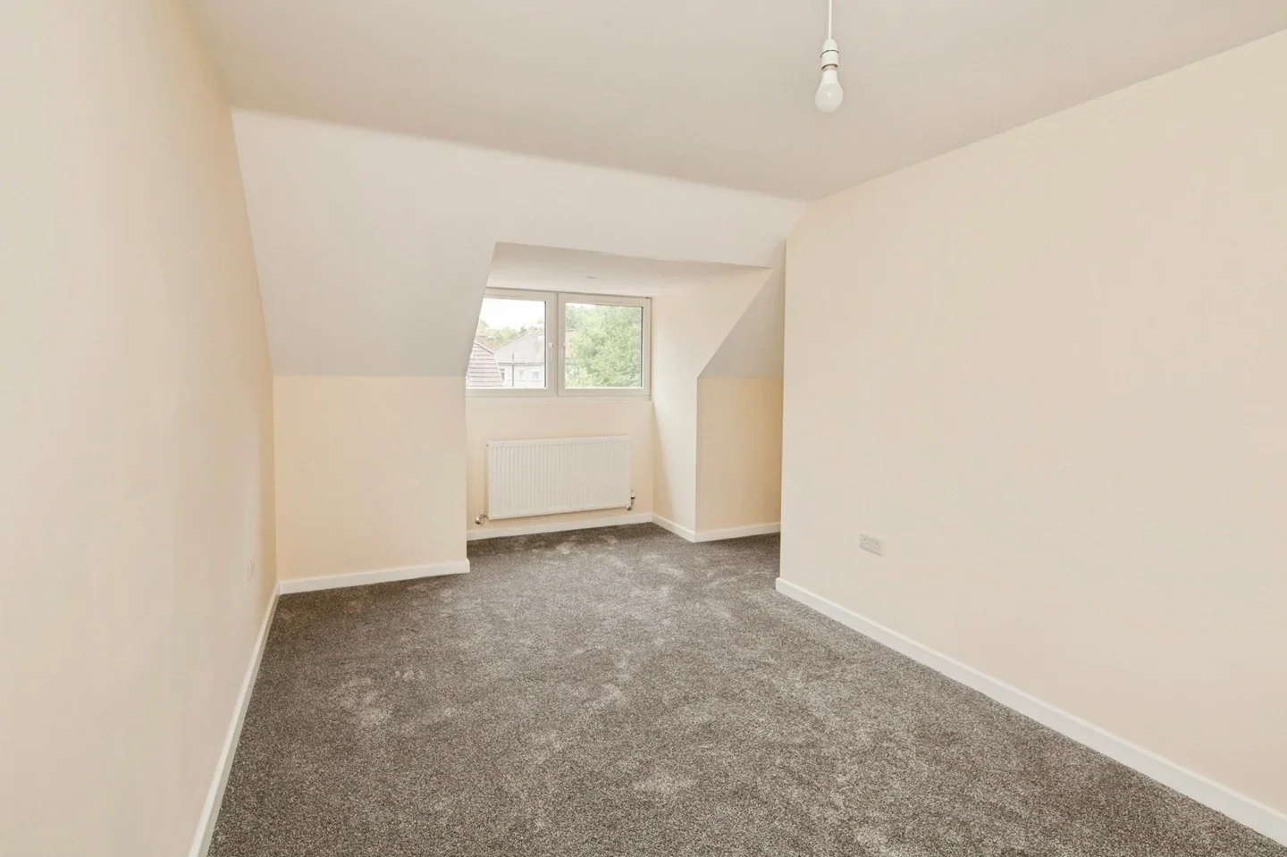 House Renshaw Close in Greater London