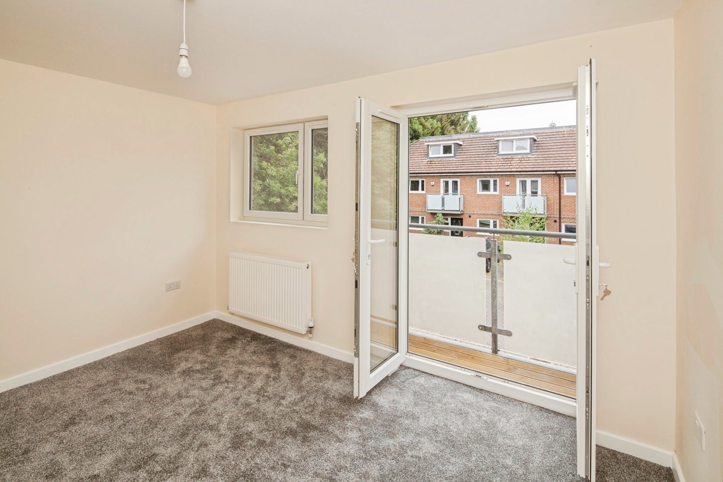 House Renshaw Close in Greater London