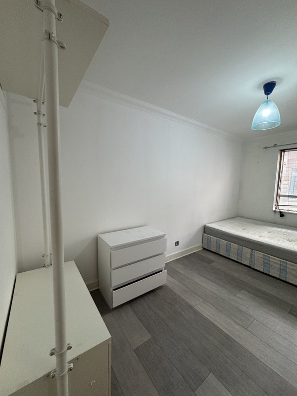 Room Folgate Street in Greater London