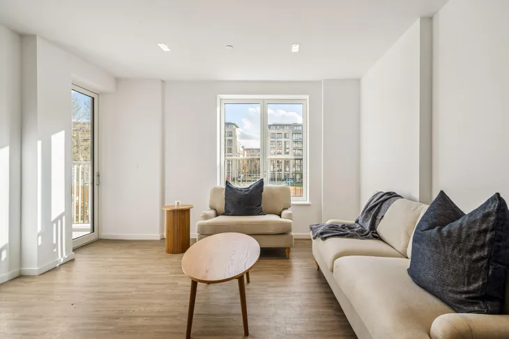 Flat Wornington Road in Greater London