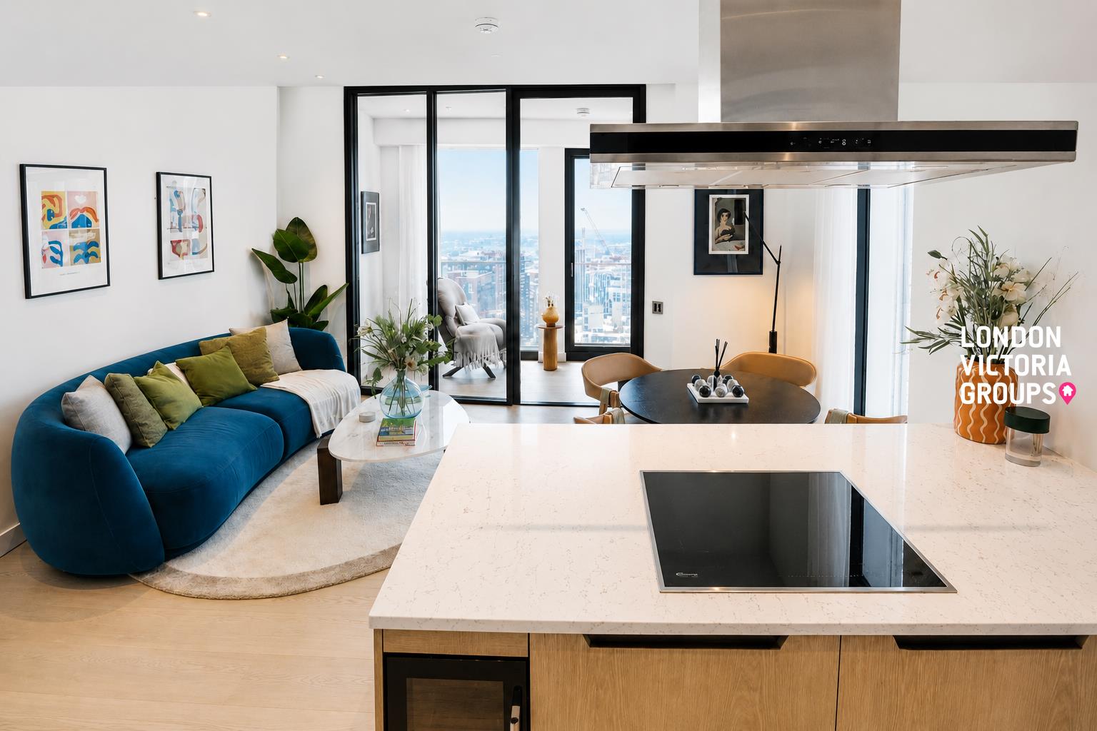 Flat Nine Elms Lane in Greater London