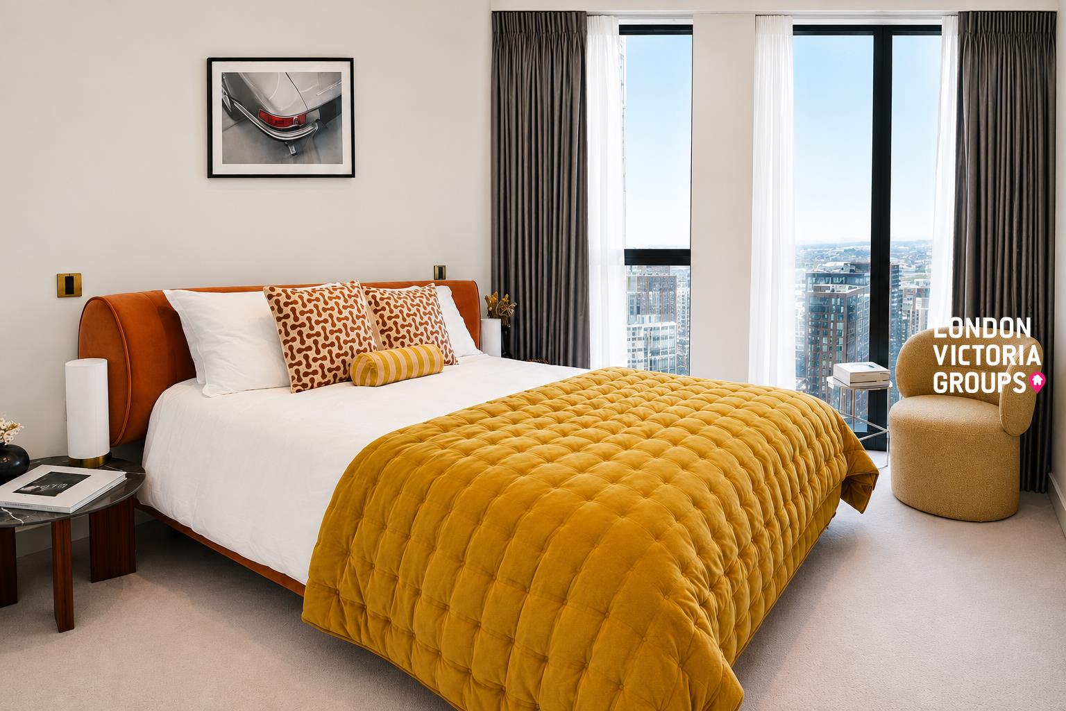 Flat Nine Elms Lane in Greater London
