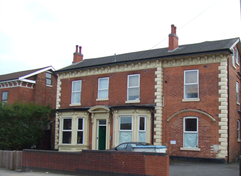 Flat Trinity Road in Birmingham
