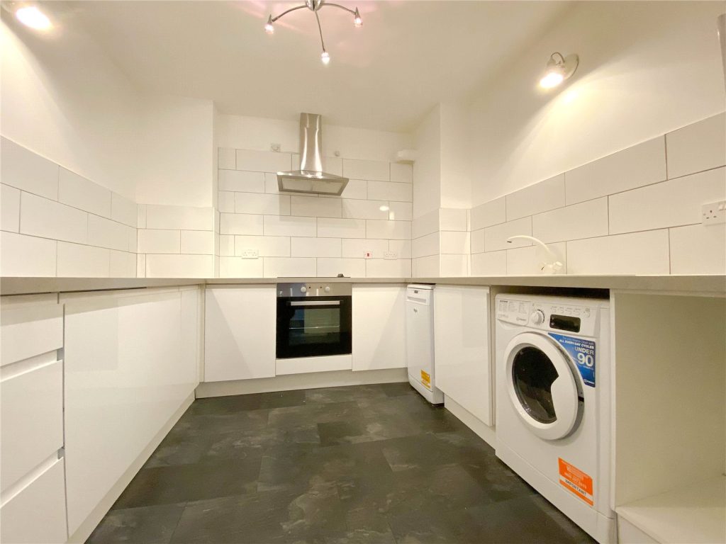 Flat Wills Mews in Newcastle upon Tyne
