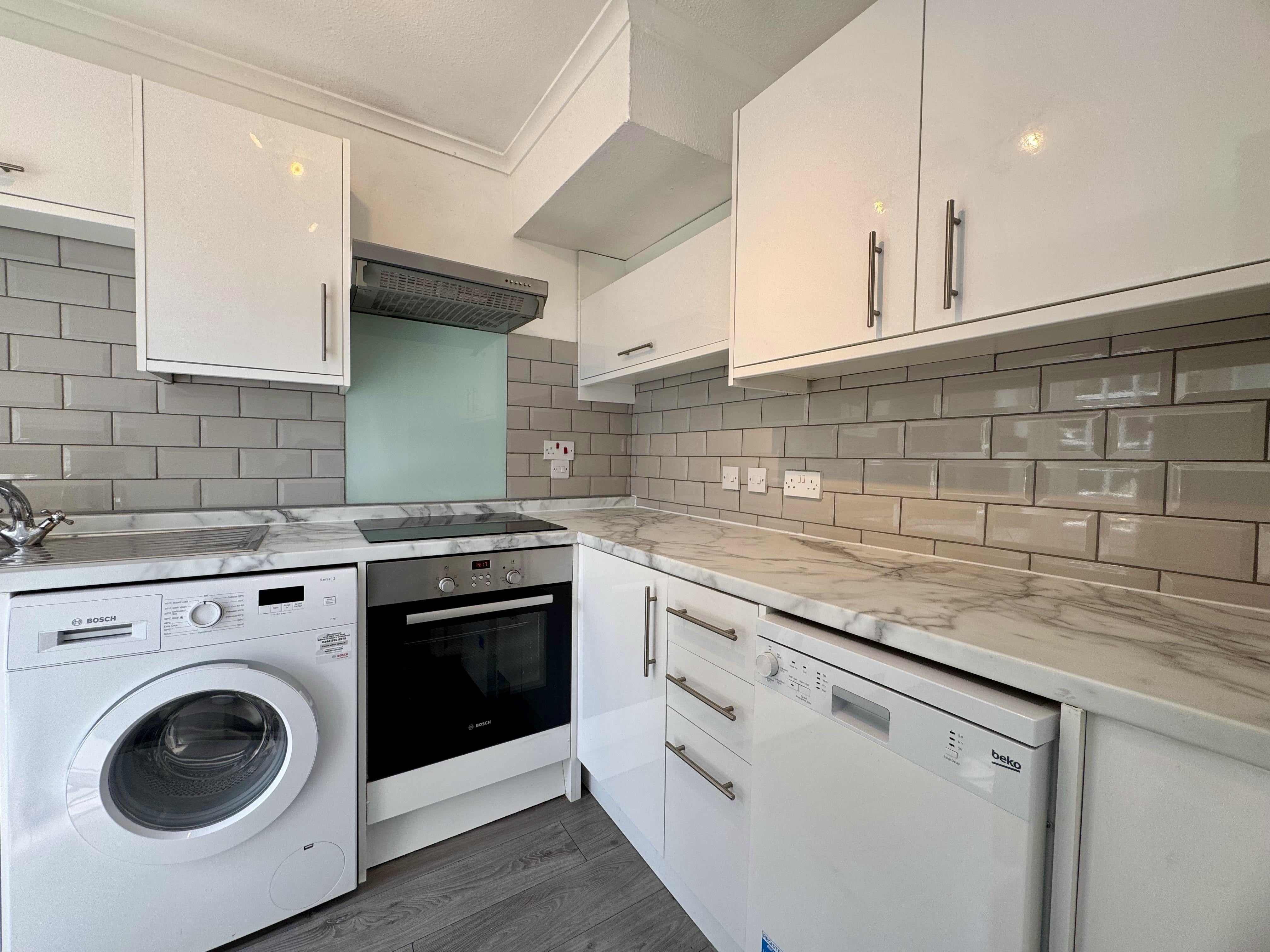Flat Chiltern Gardens in Greater London
