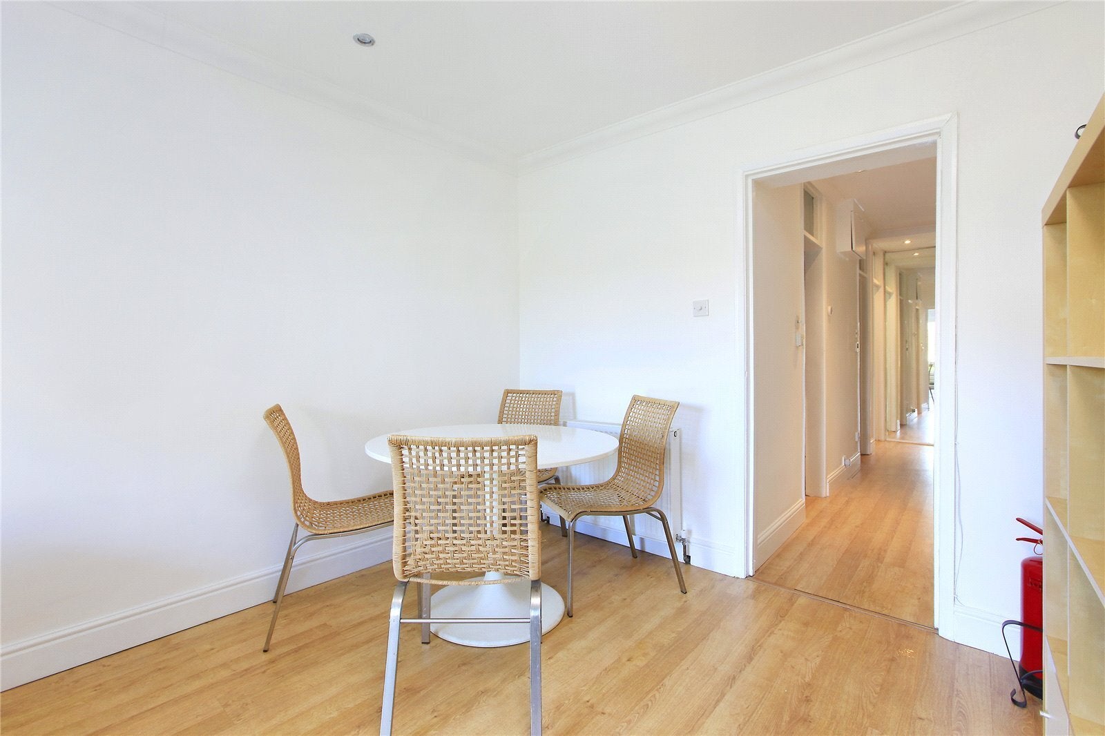 Flat Trinity Road in Greater London